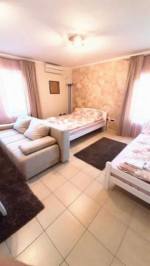 Apartman Marija 2 Srbobran Экстерьер фото